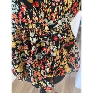 MADEWELL WOMEN’S WRAP FRONT FLORAL COTTAGE-CORE BLOUSE  Sz -S